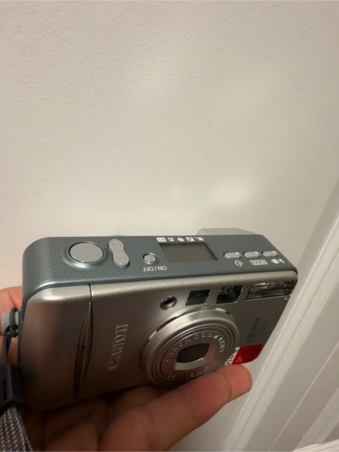 Canon Sure Shot 105u Point and Shoot Film Camera - photo 2