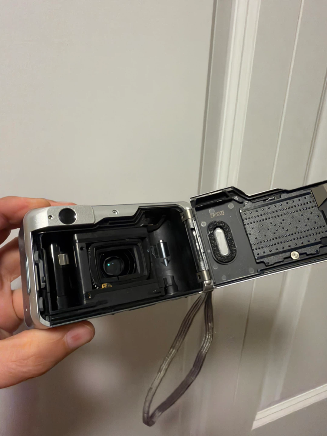 Canon Sure Shot 105u Point and Shoot Film Camera - photo 4