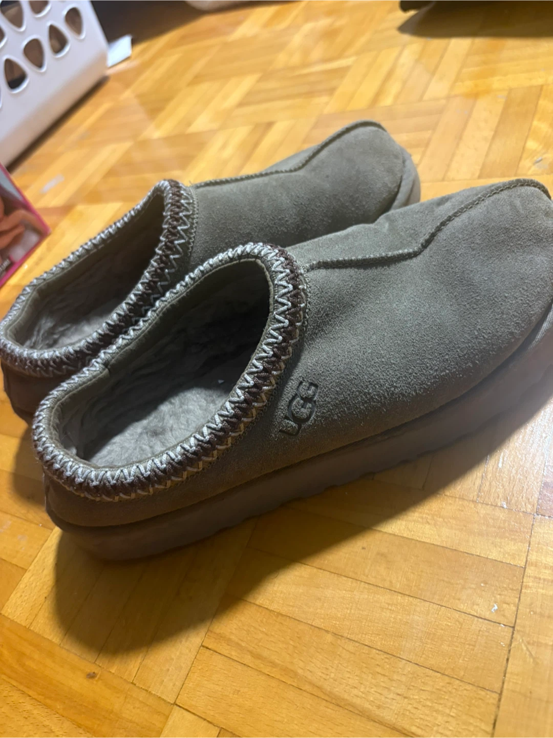 UGG Tasman Slippers