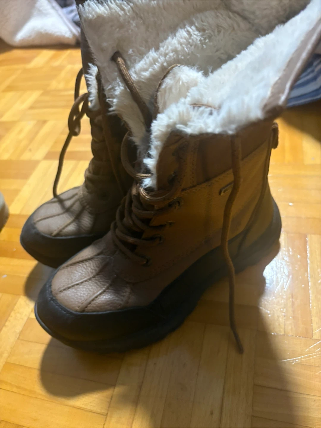 Women's Brown Fur-Lined Winter Boots