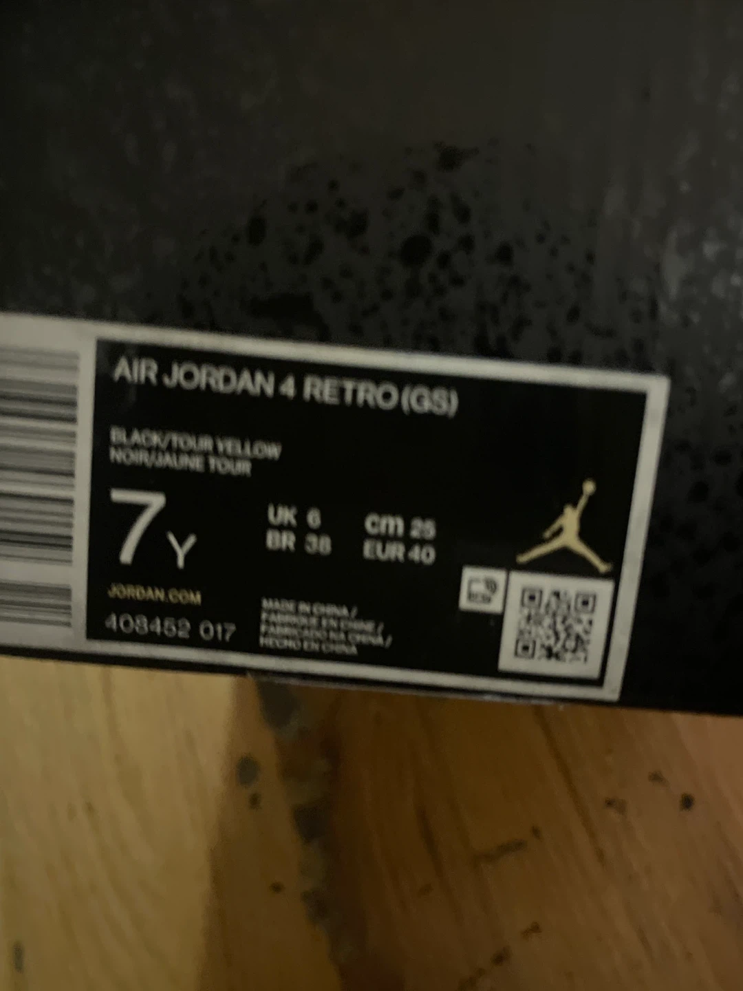 Air Jordan 4 Retro GS Black/Tour Yellow - photo 2