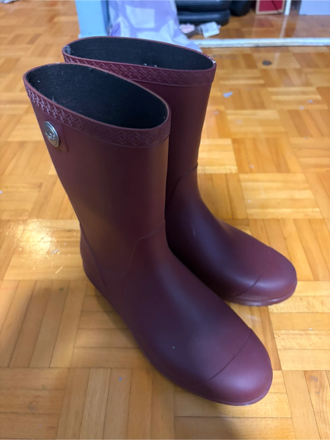 UGG Women's Rain Boots Maroon - photo 3