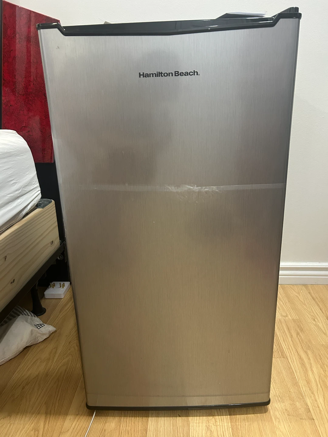 Hamilton Beach Mini Fridge