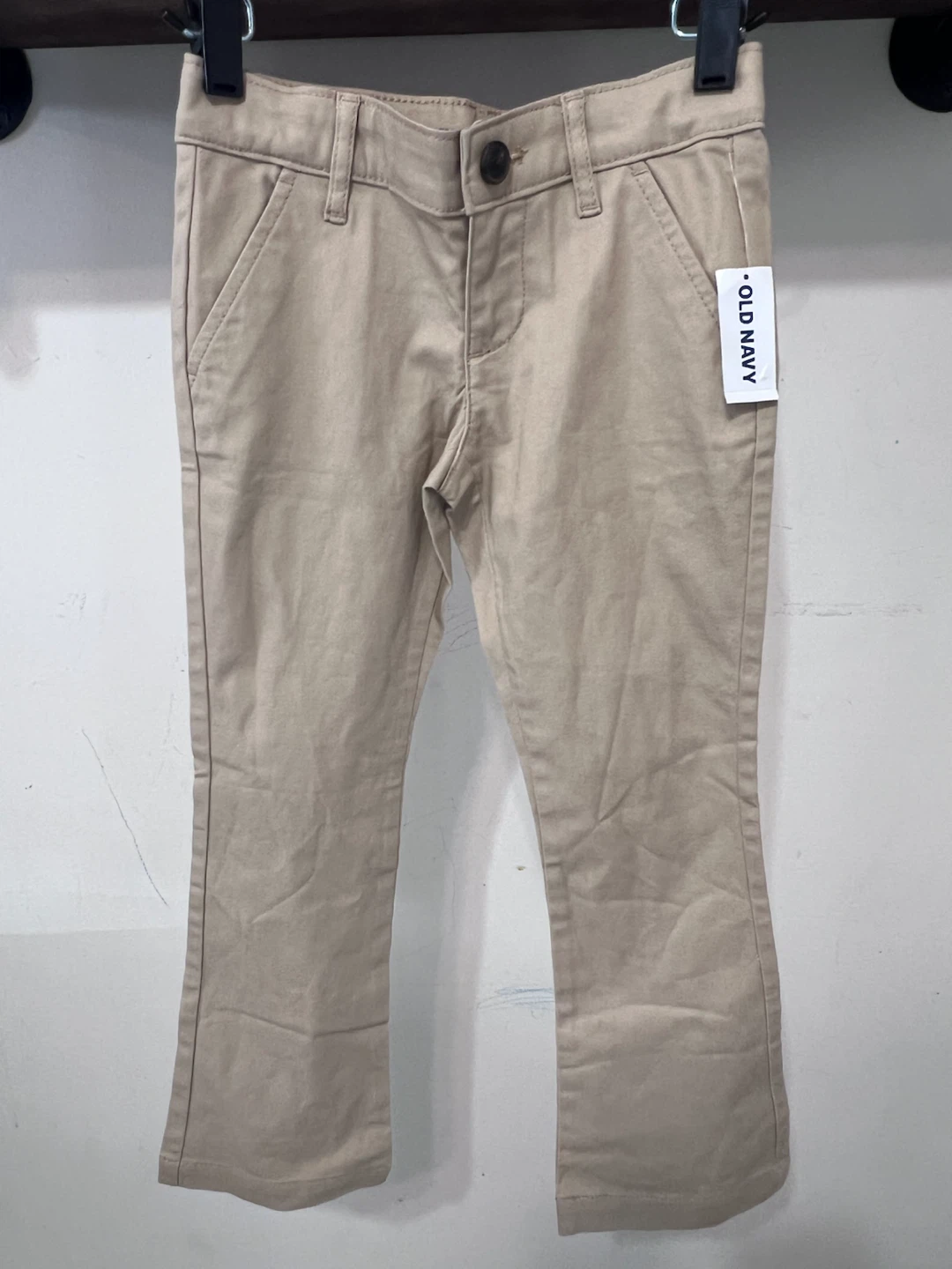 Old Navy Girls’ Boot-Cut Khaki Pants – Size 6 – BNWT