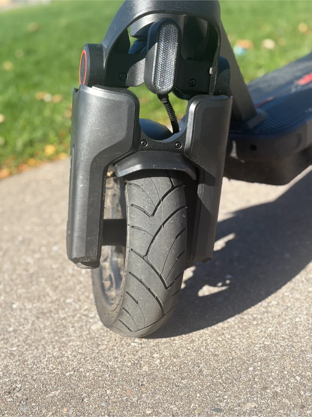 Segway Ninebot Max G3 Electric Scooter (priced to sell) - photo 5