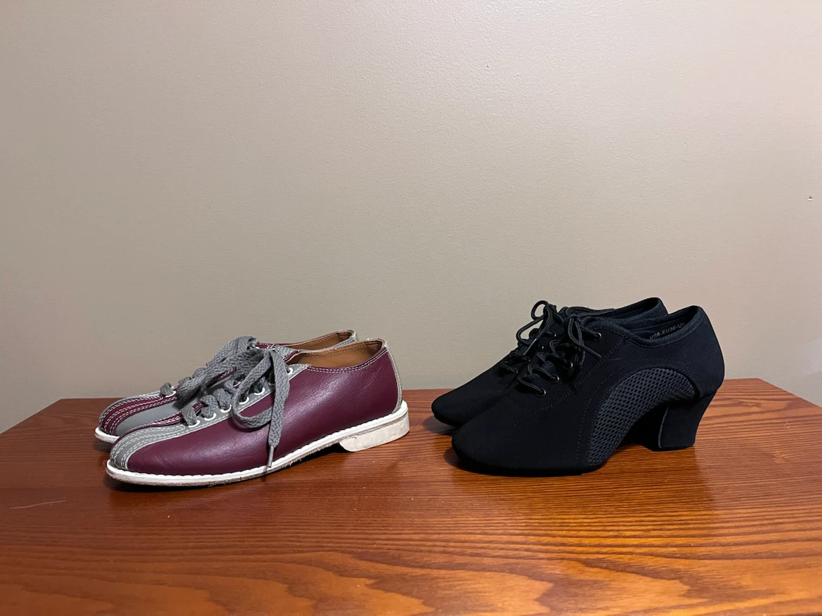 LADIES DANCE, BOWLING SHOES (Size 5.5-6)