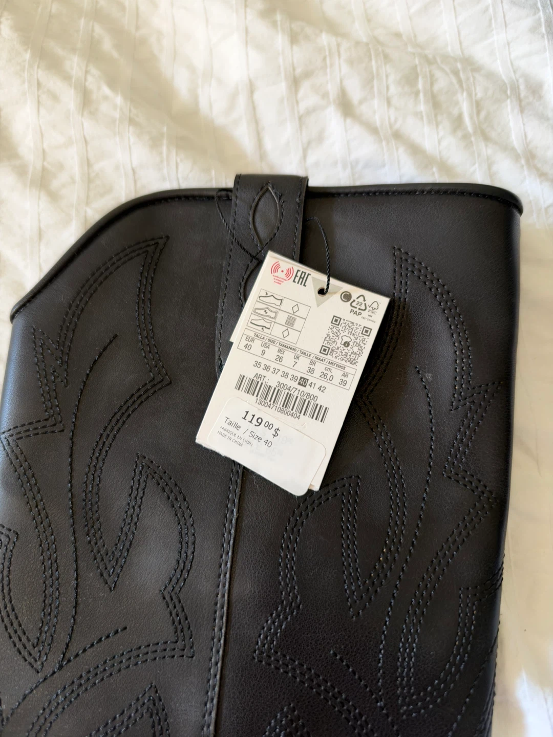 Brand new. Size 40. Pick up McKenzie Towne. - photo 2