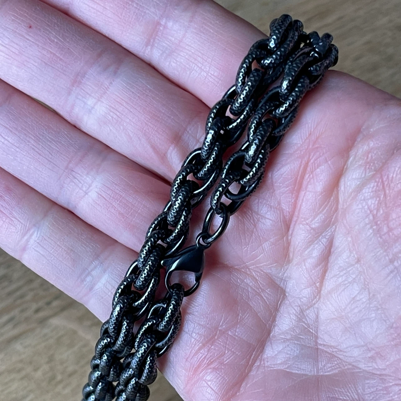 Twisted stainless steel chain necklace - photo 3