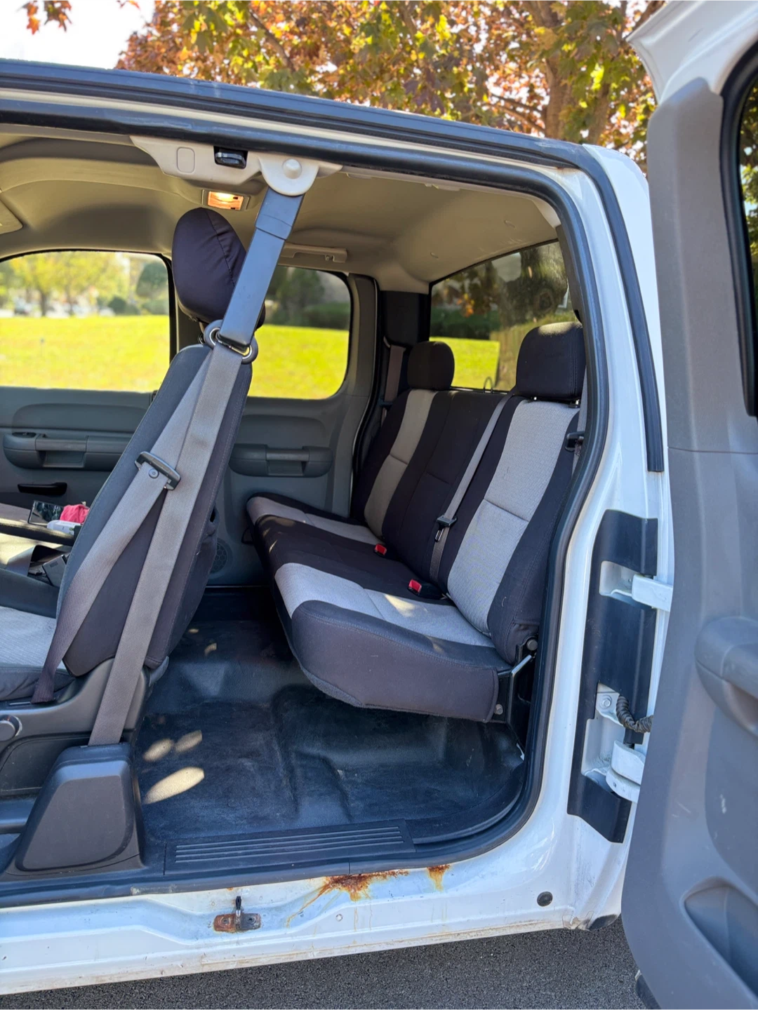 Chevrolet Silverado Extended Cab Pickup - photo 5