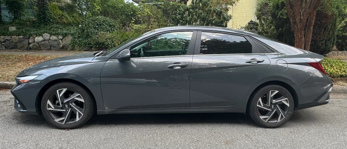 2024 Hyundai Elantra - photo 4