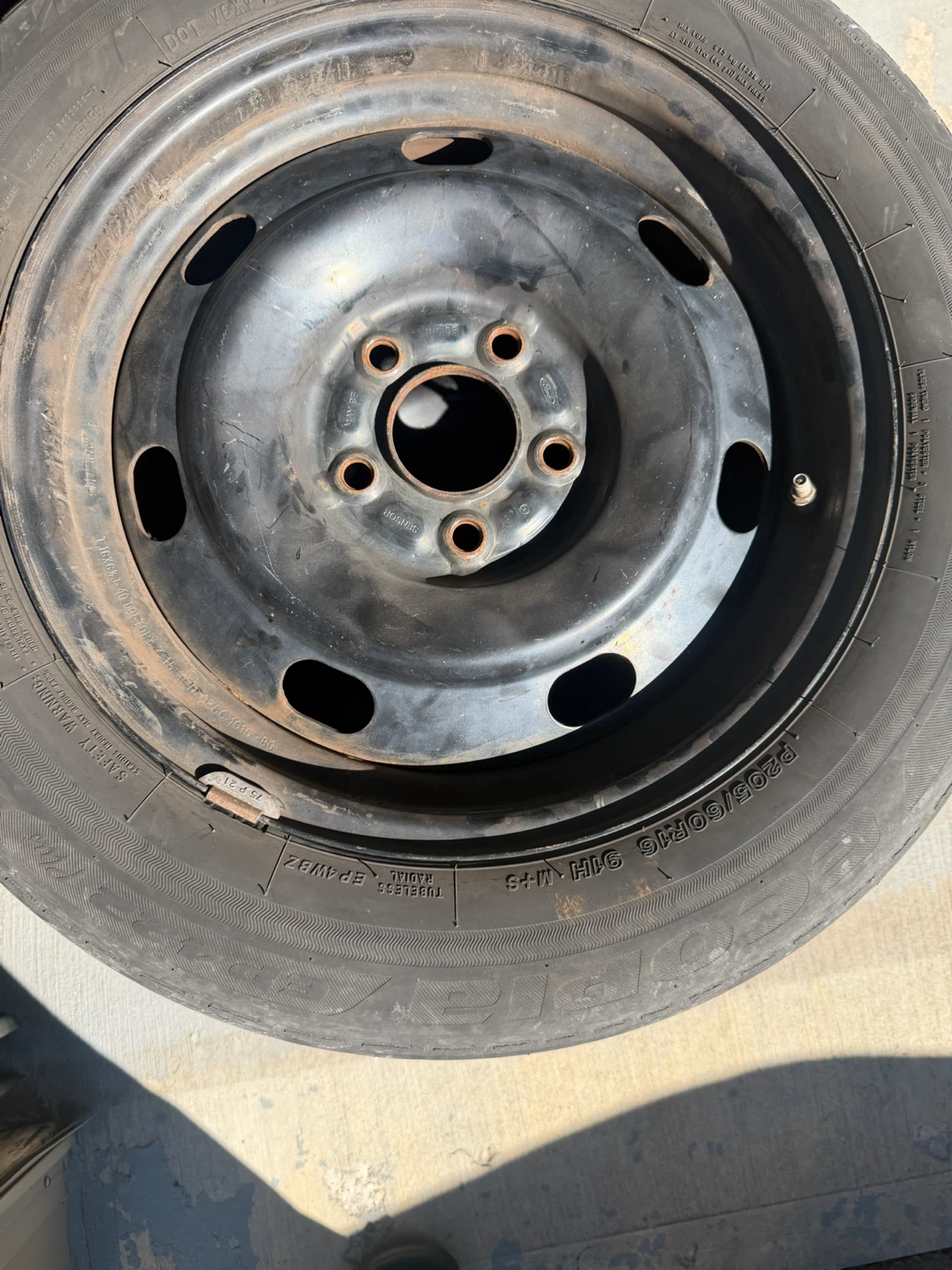 16-inch Steel Rim with Tire P205/60R16