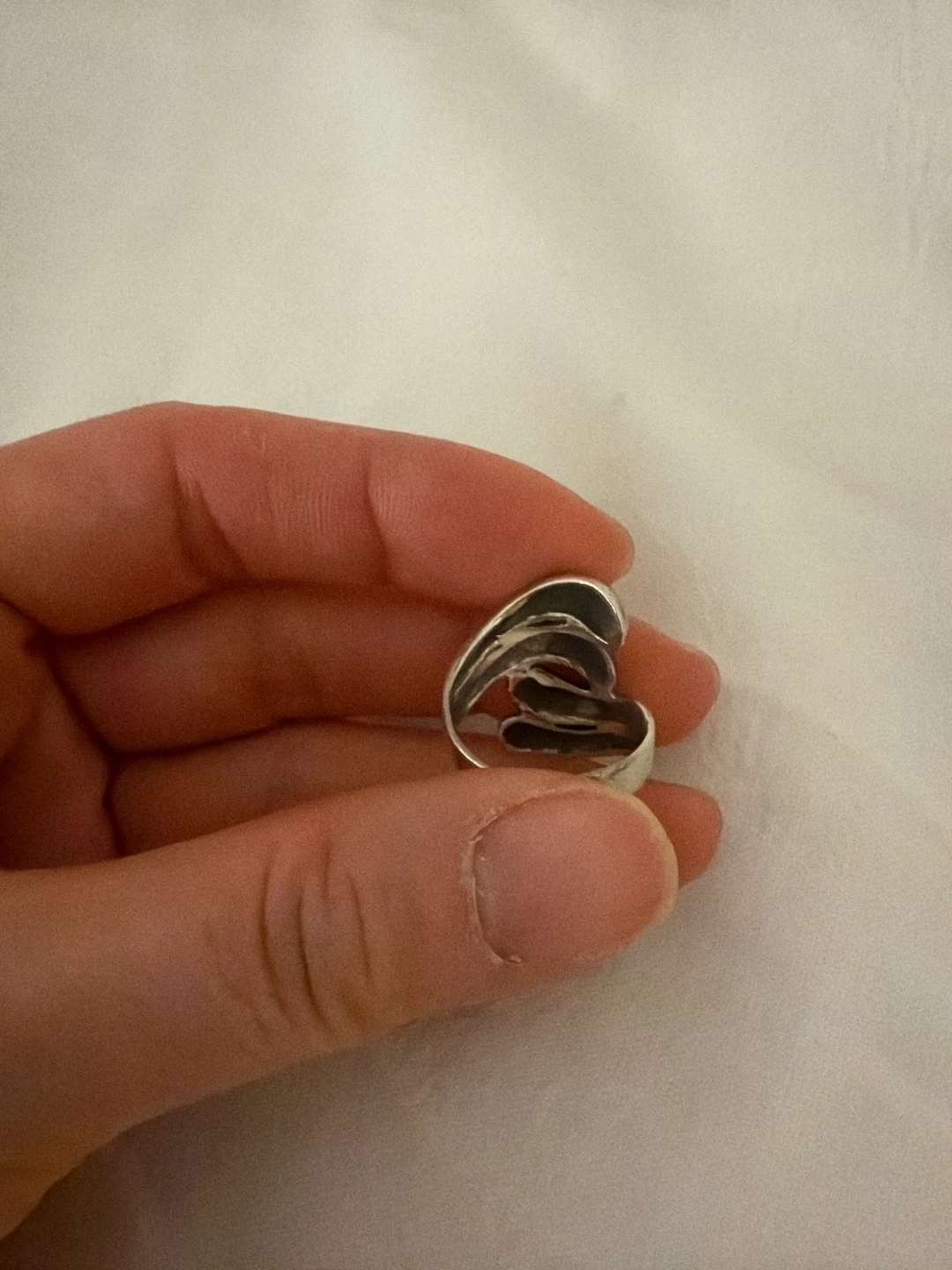 Silver-Tone Abstract Wave Ring - photo 2