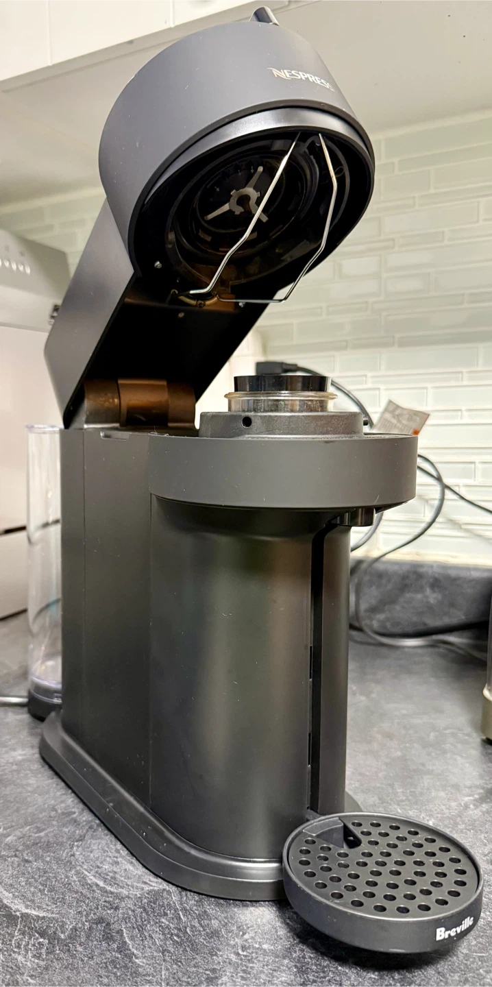 Nespresso Vertuo Next Coffee Machine