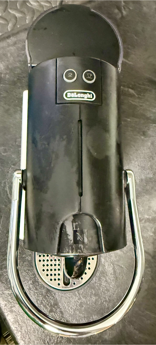 DeLonghi Nespresso Pixie Espresso Machine - photo 3