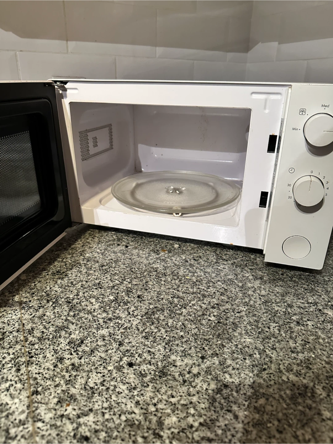 IKEA TILLREDA Microwave - photo 3