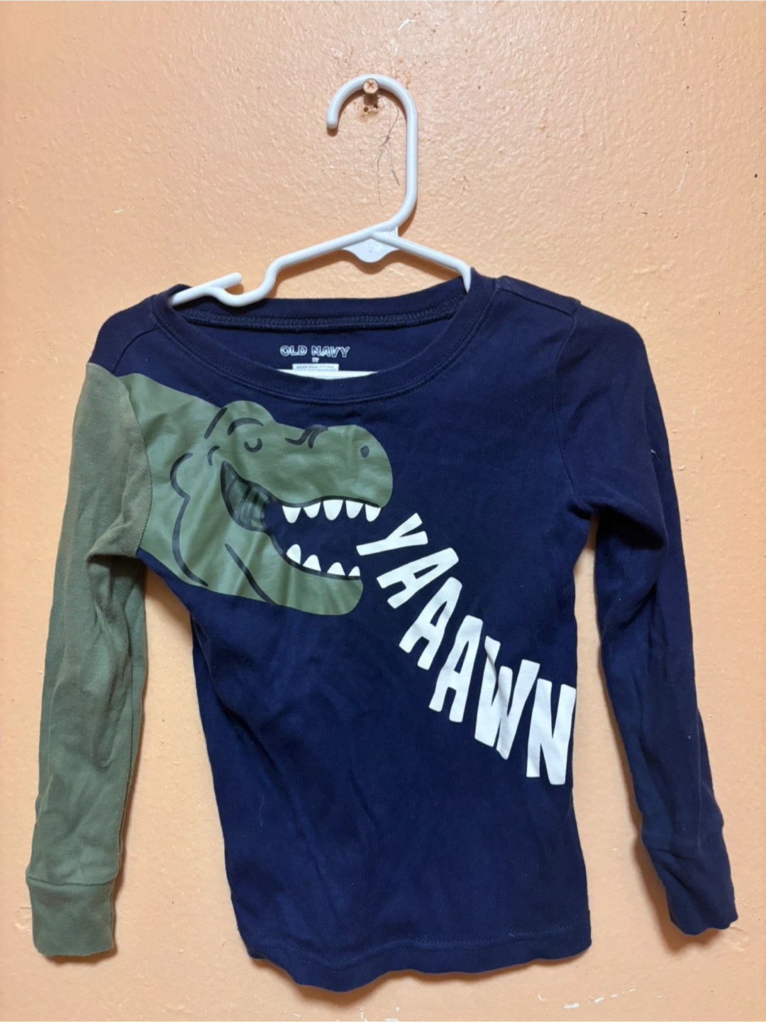 Old Navy Dinosaur Long-Sleeve Shirt 3T