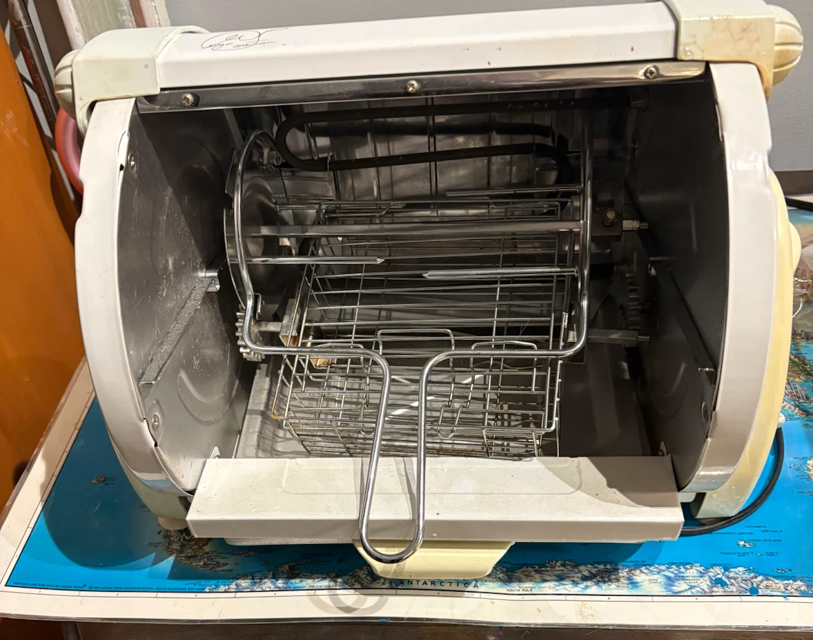 Baby George Foreman Rotisserie Oven - photo 3