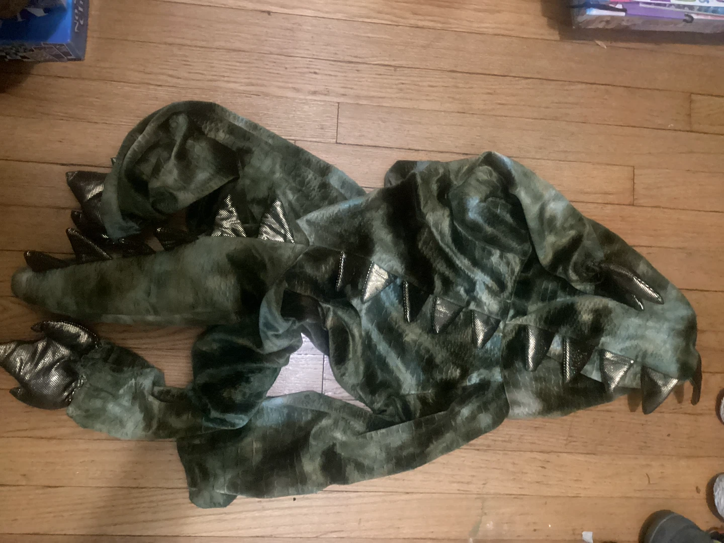 Green Dinosaur Costume size small 5-6T - photo 3