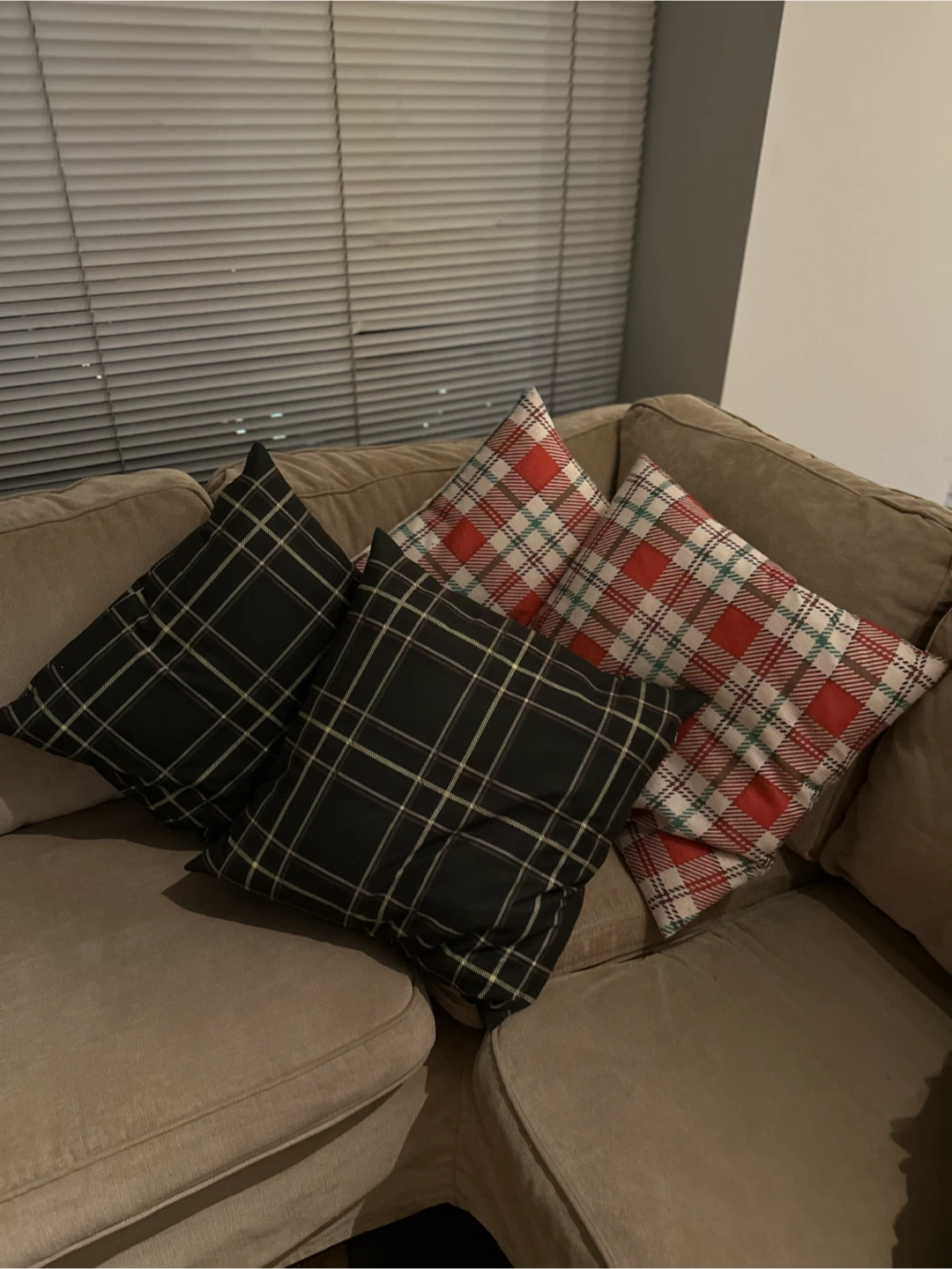 4 IKEA FJÄDRAR Cotton Cushions