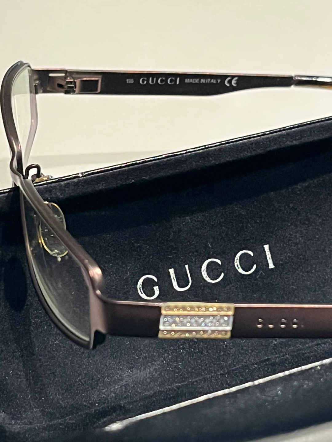 Gucci Eyeglasses with Rhinestone Detailing - photo 3