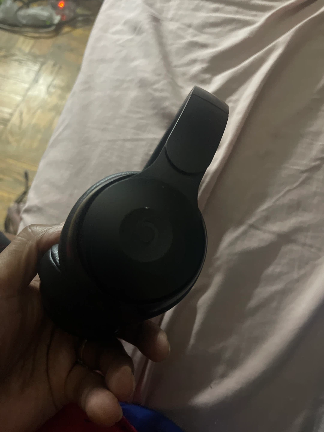 Beats Solo Wireless Headphones - photo 2