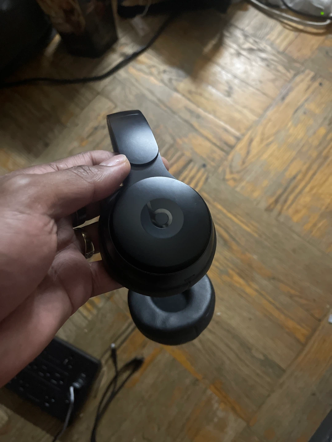 Beats Solo Wireless Headphones - photo 4