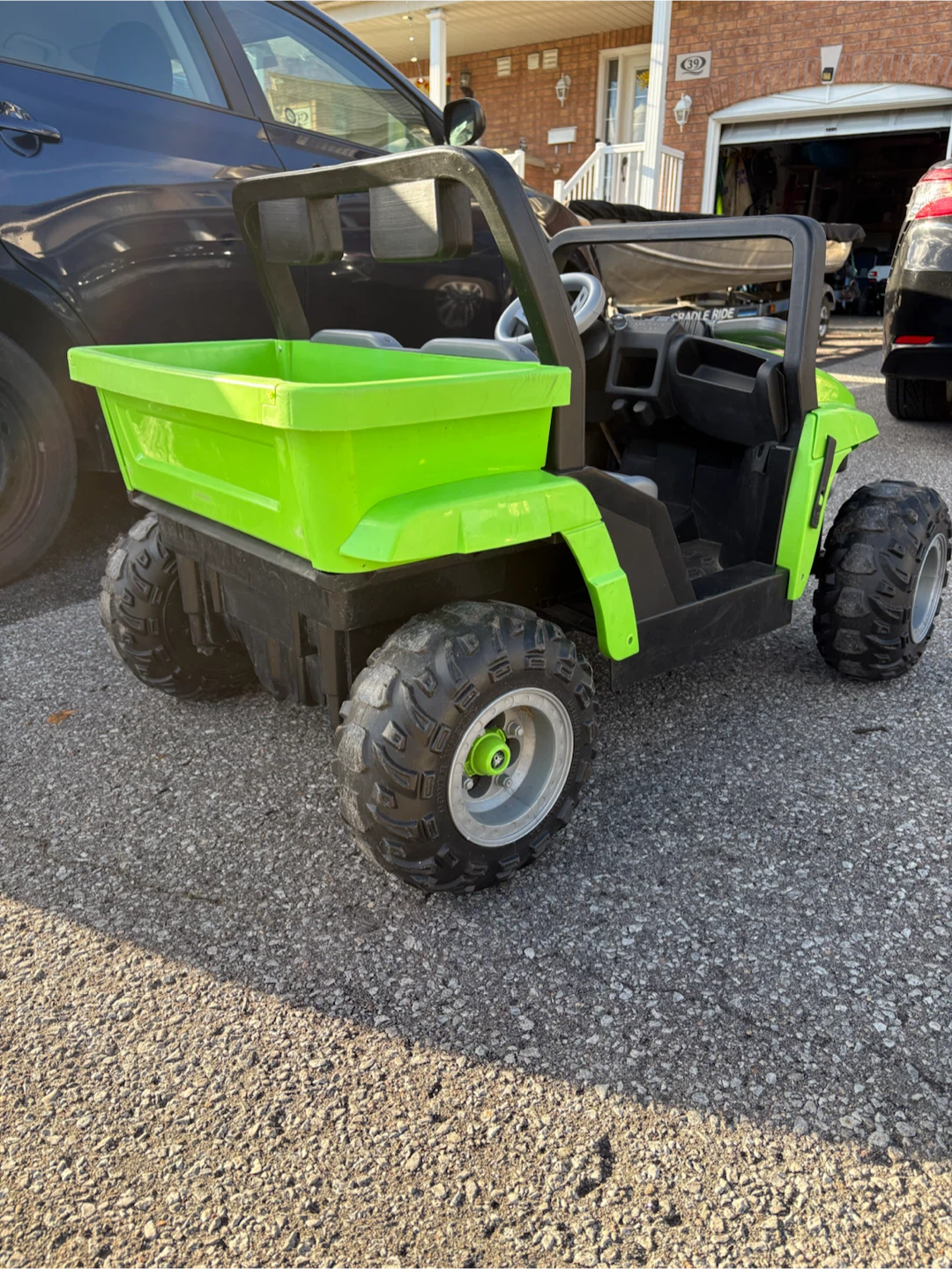 2 Seater Ride-on Toy Truck - photo 3