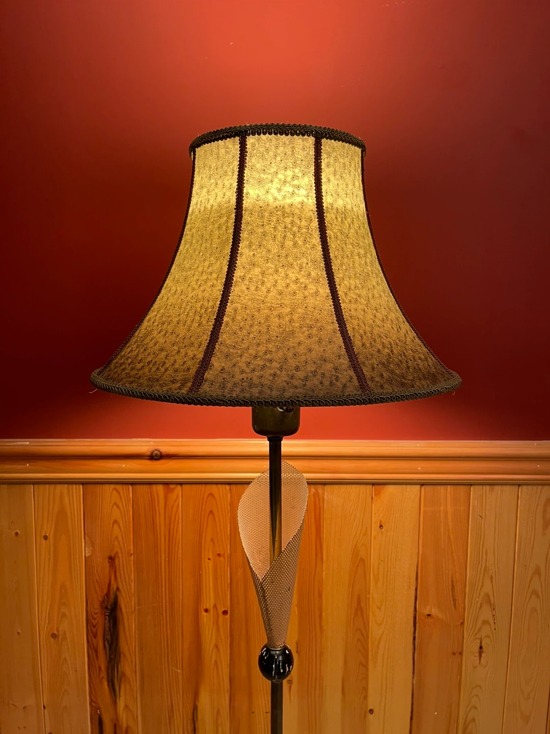 A beautiful antique brass floor lamp - photo 2