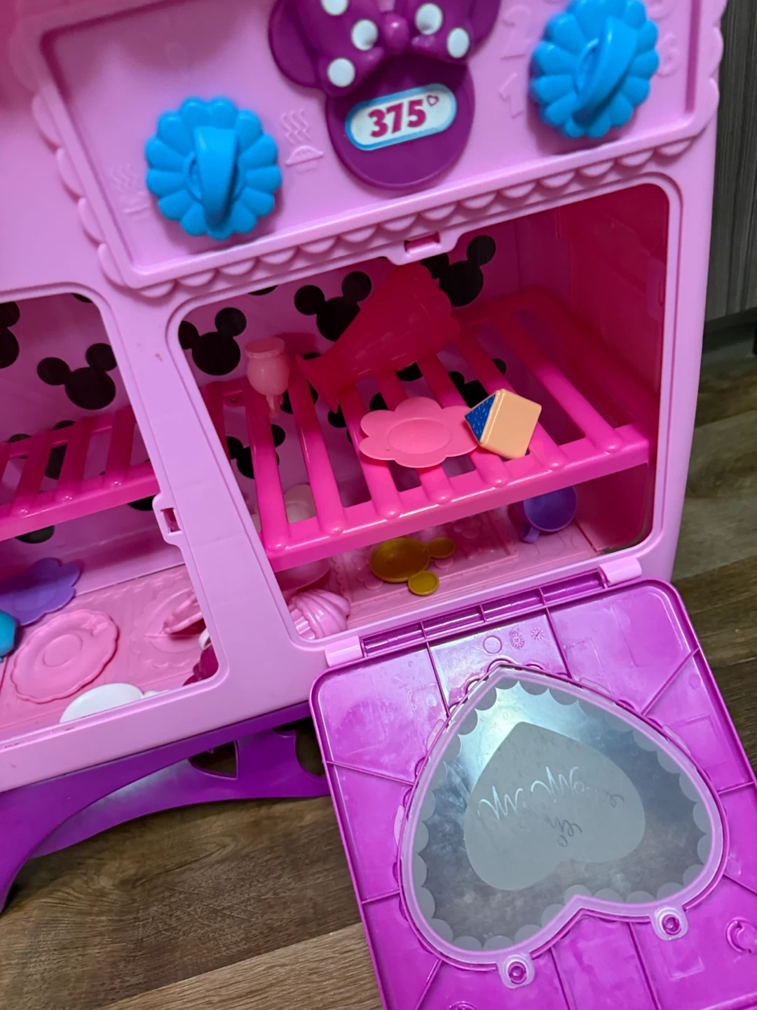 Disney Minnie Mouse Play Kitchen - photo 4