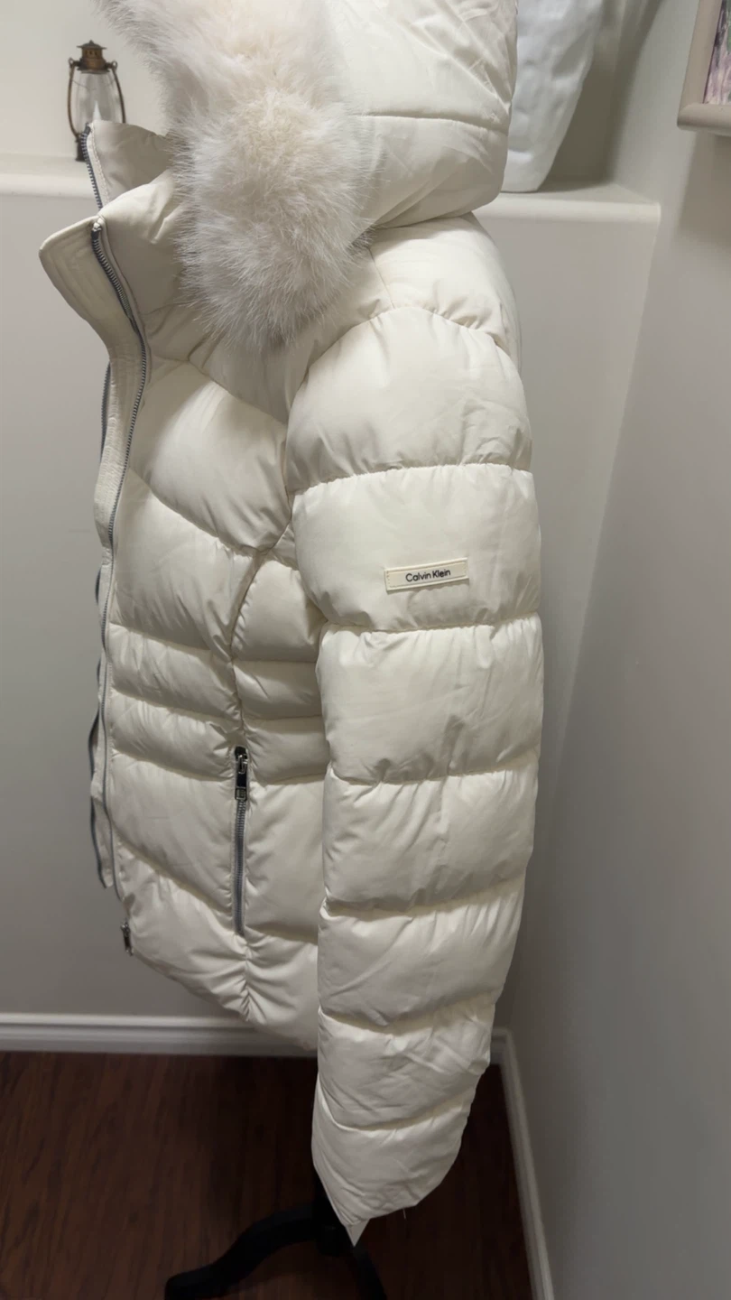 Calvin Klein Puffer Jacket with Faux Fur Hood - photo 2