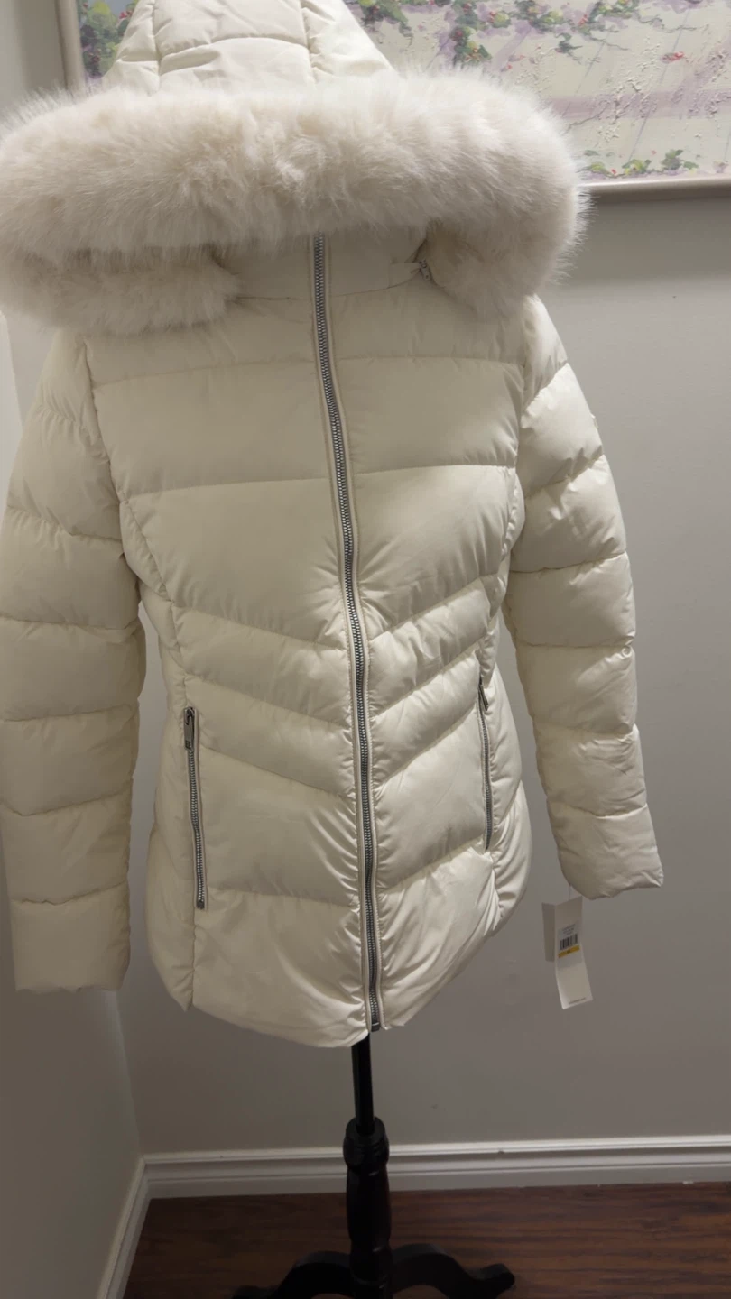Calvin Klein Puffer Jacket with Faux Fur Hood - photo 5