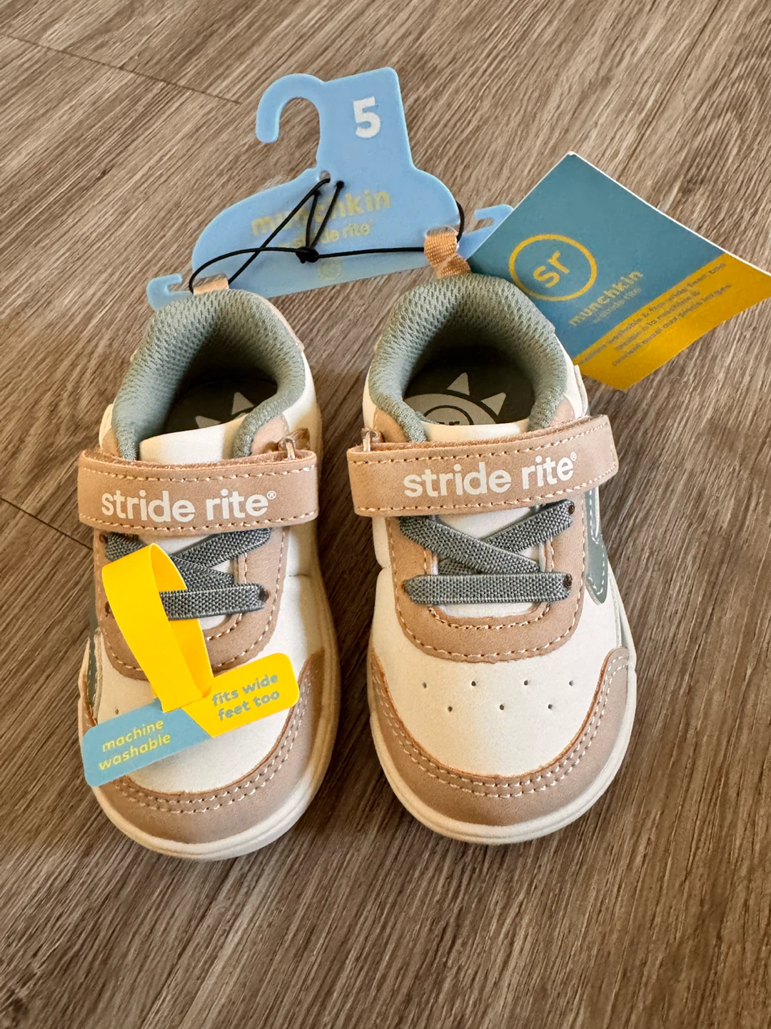 New Stride Rite Munchkin Toddler Shoes Size 5