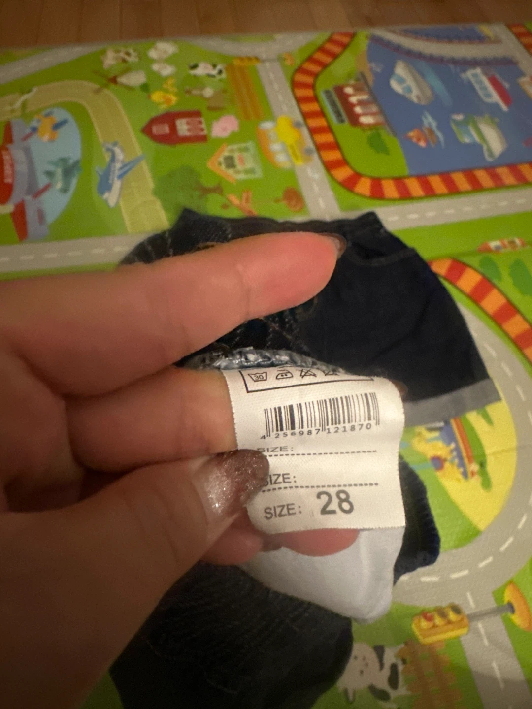 Pair of dark blue denim shorts size 28 - photo 2