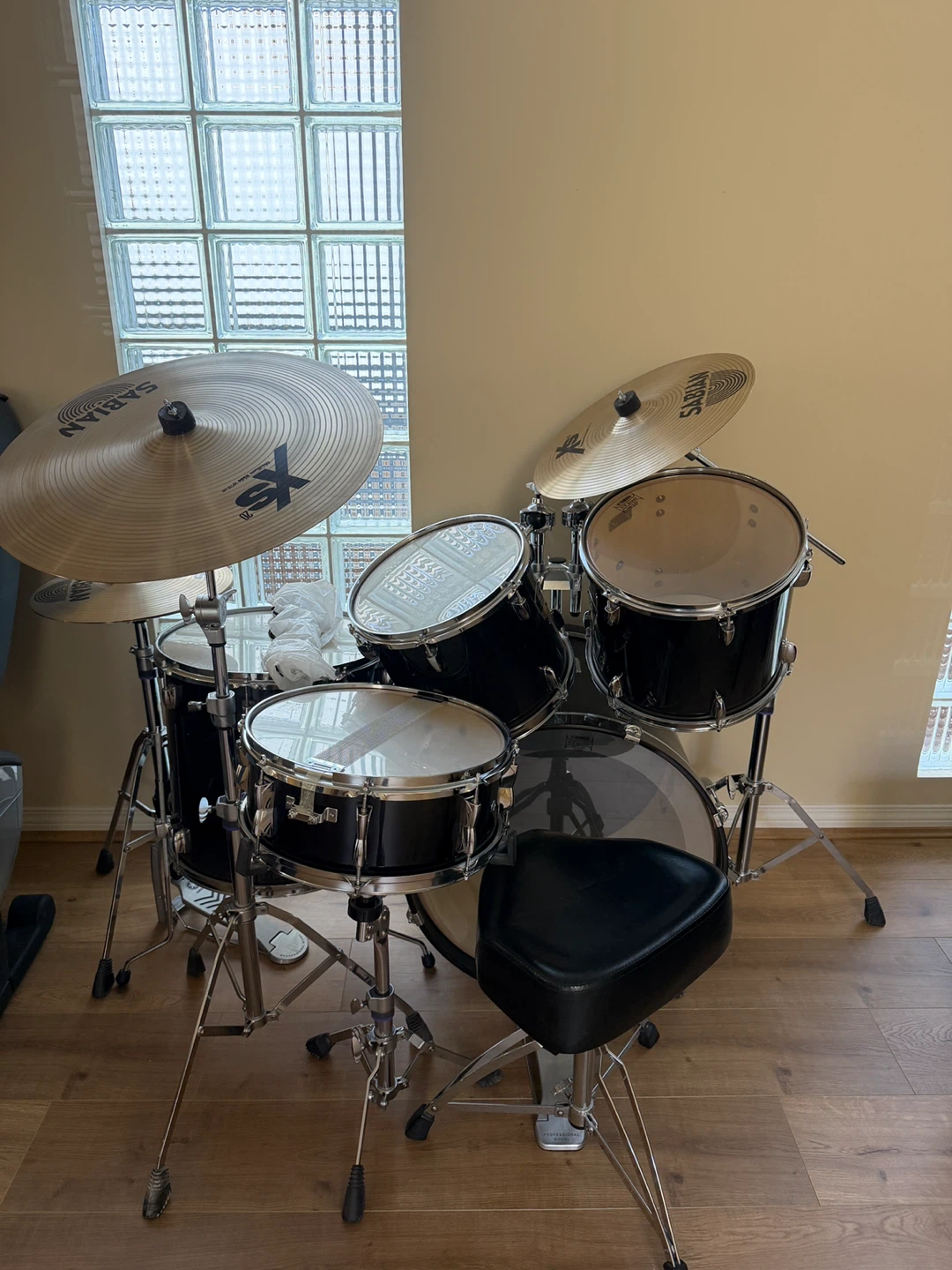 5 piece drum kit with Sabian XS20
