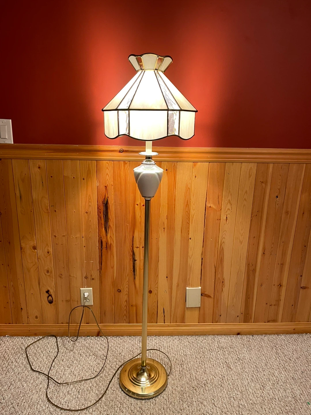 A beautiful vintage Tiffany Style stained glass floor lamp