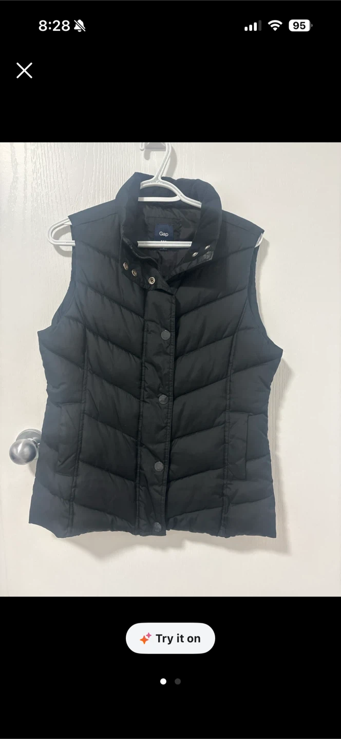 Gap Black Puffer Vest - photo 2