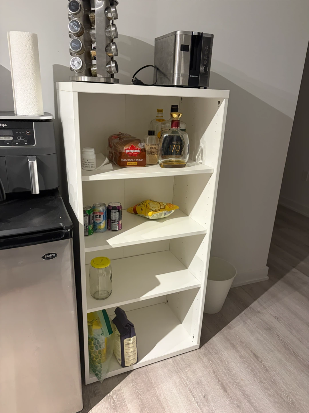 White Bookshelf Storage Unit