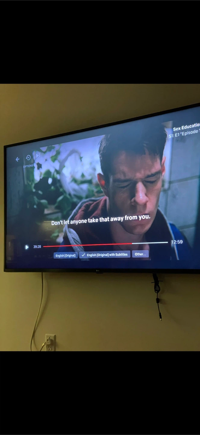 LG 65 Inch 4K UHD Smart TV – Excellent Condition - photo 4