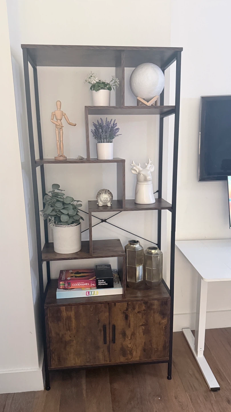 Bookshelf / Display Shelf - photo 2