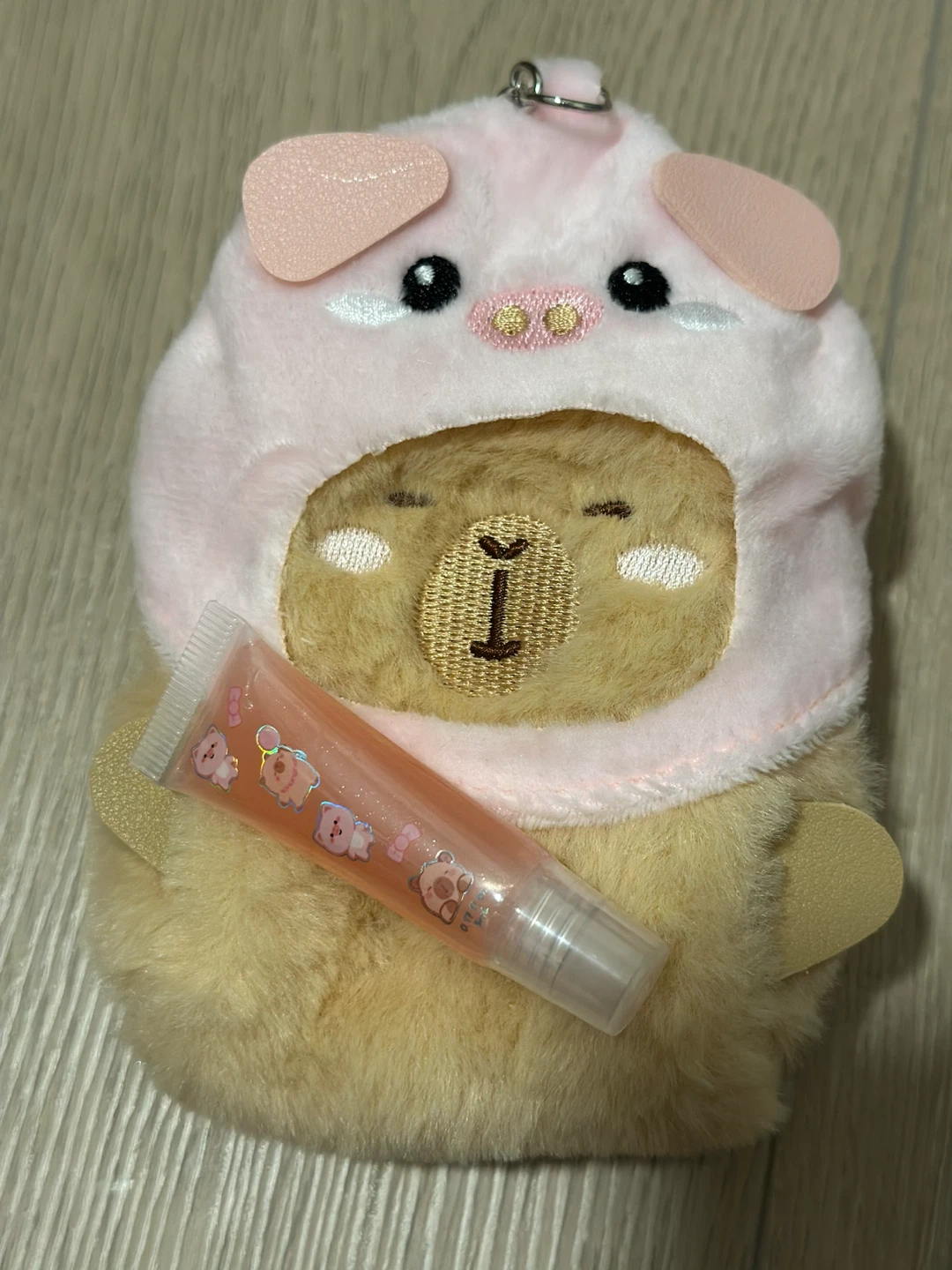 Plush Pig Keychain Pouch with Lip Gloss