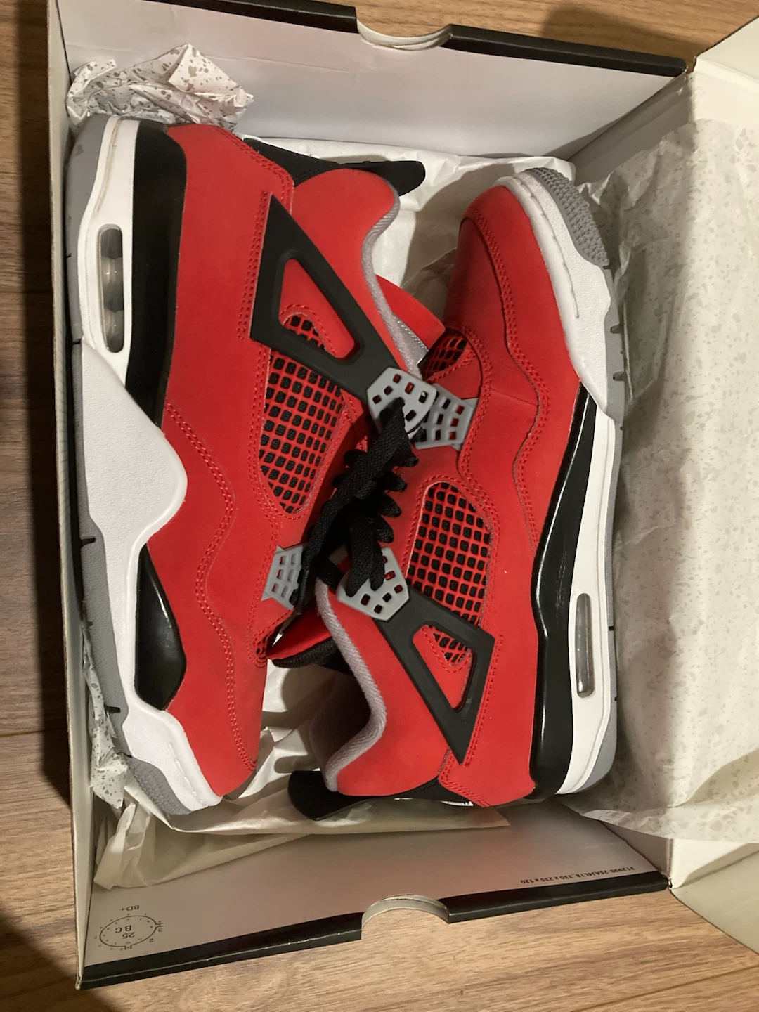 Jordan 4 toro bravo - photo 2