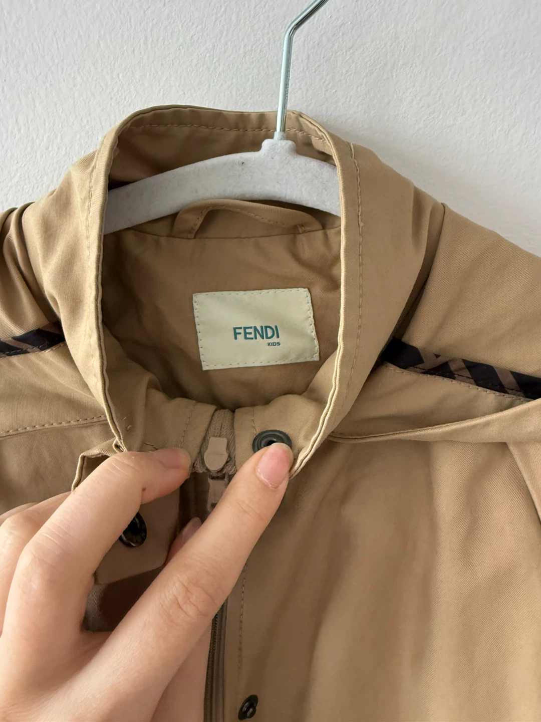 Fendi Kids Beige Hooded Trench Coat - photo 4