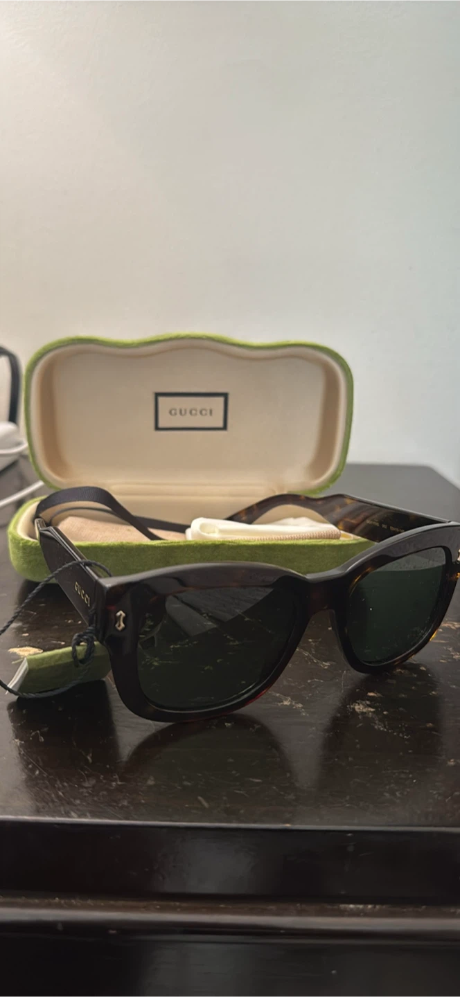 Brand new Gucci Tortoiseshell Sunglasses
