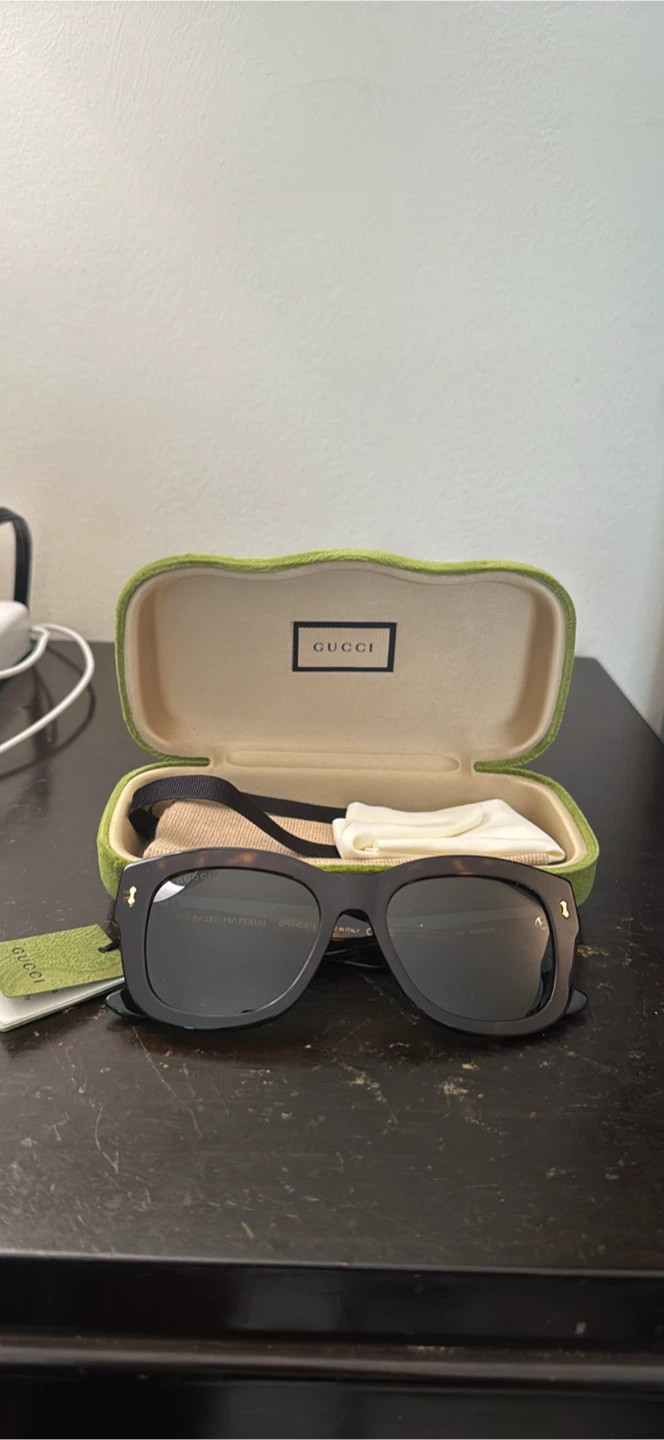Brand new Gucci Tortoiseshell Sunglasses - photo 2