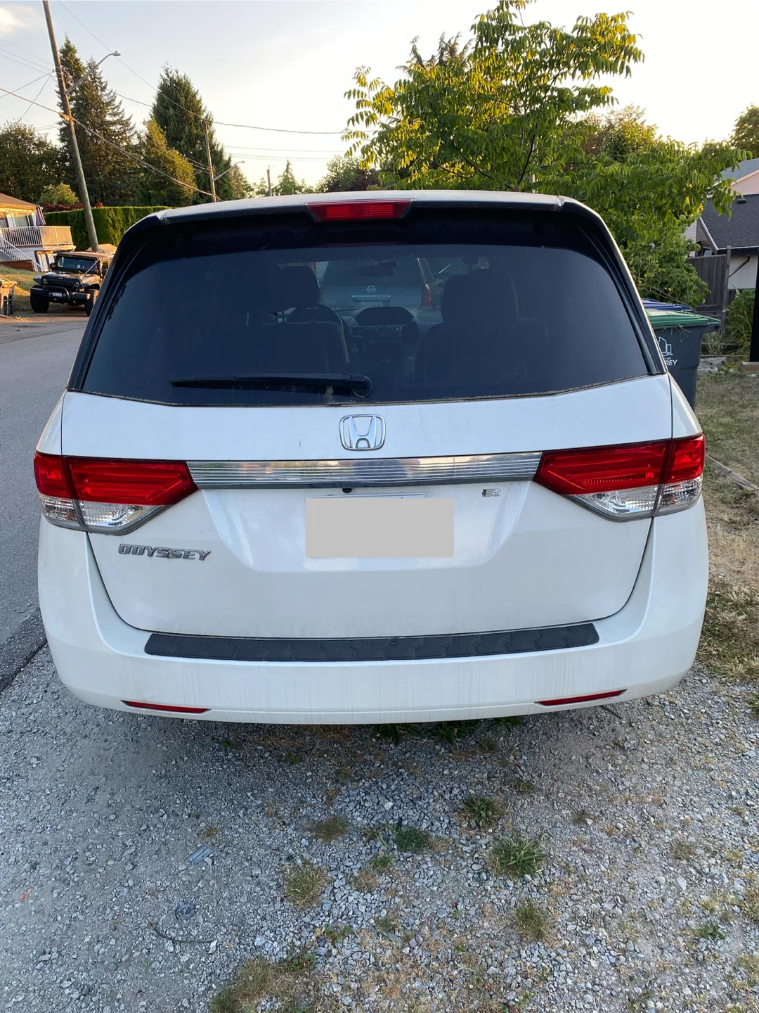 2015 Honda Odyssey EX – Low Mileage – Clean Title - photo 3