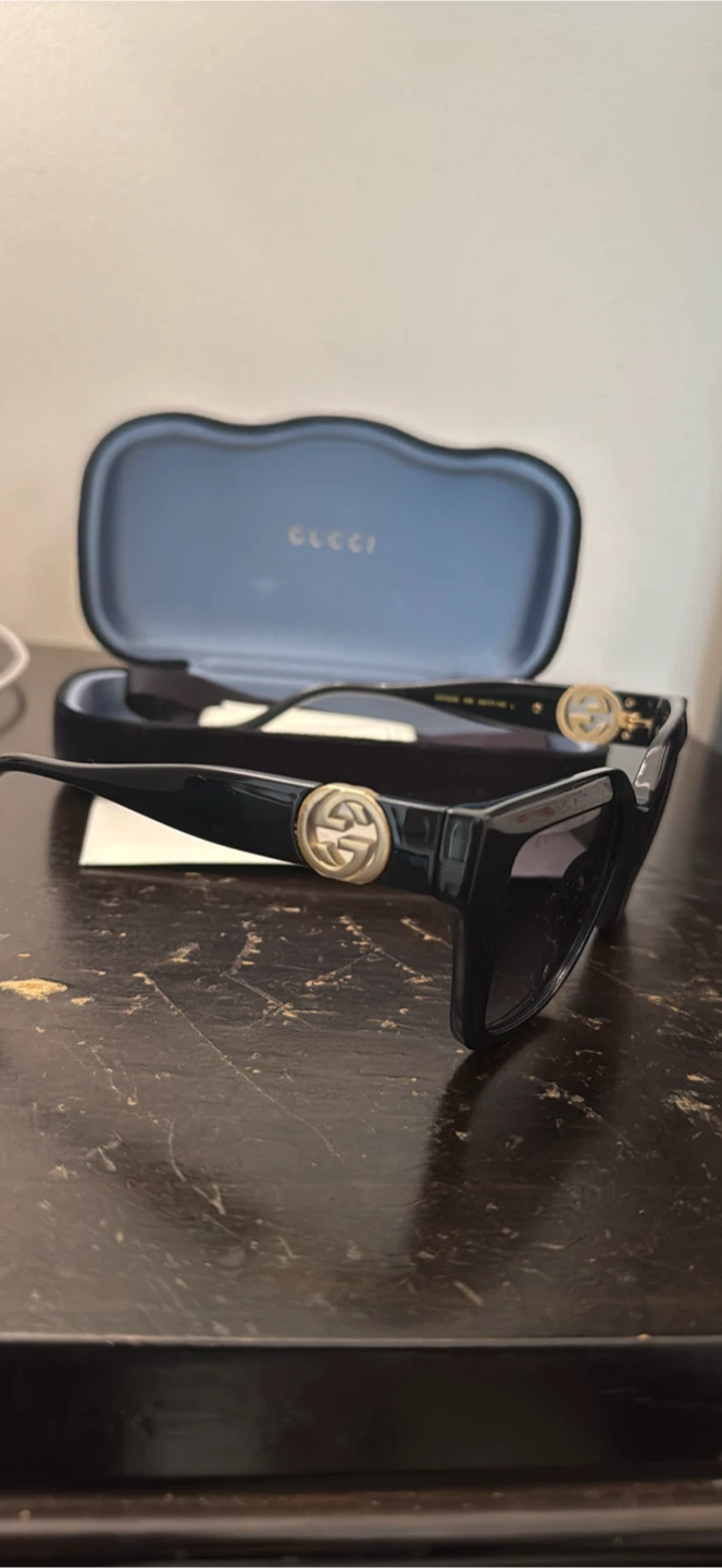 Gucci Sunglasses brand new - photo 2