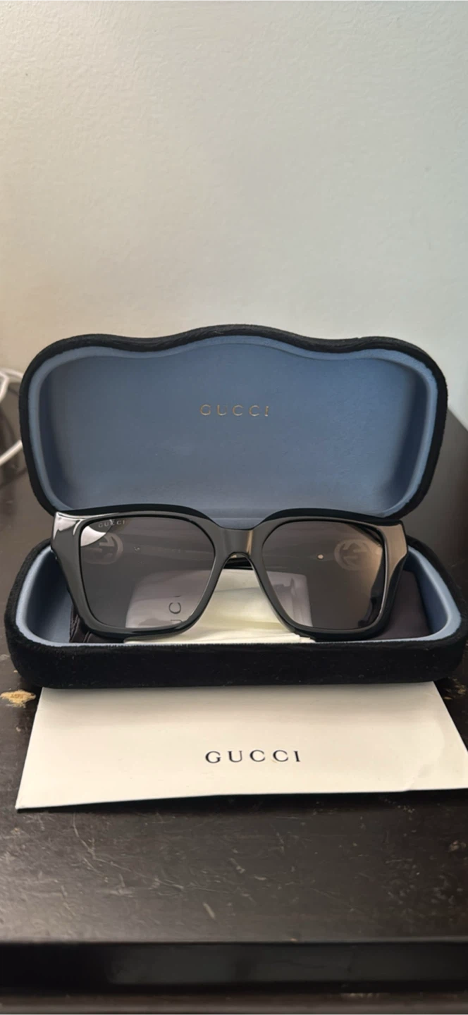 Gucci Sunglasses brand new - photo 3
