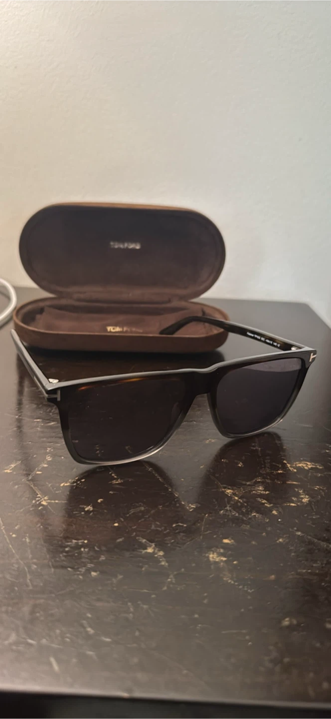New Tom Ford Sunglasses TF933
