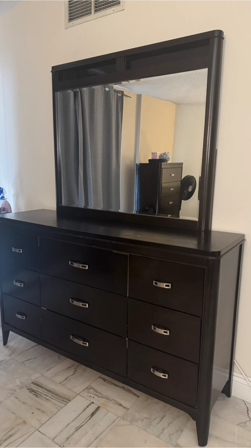 Wooden Bedroom set-4 pieces