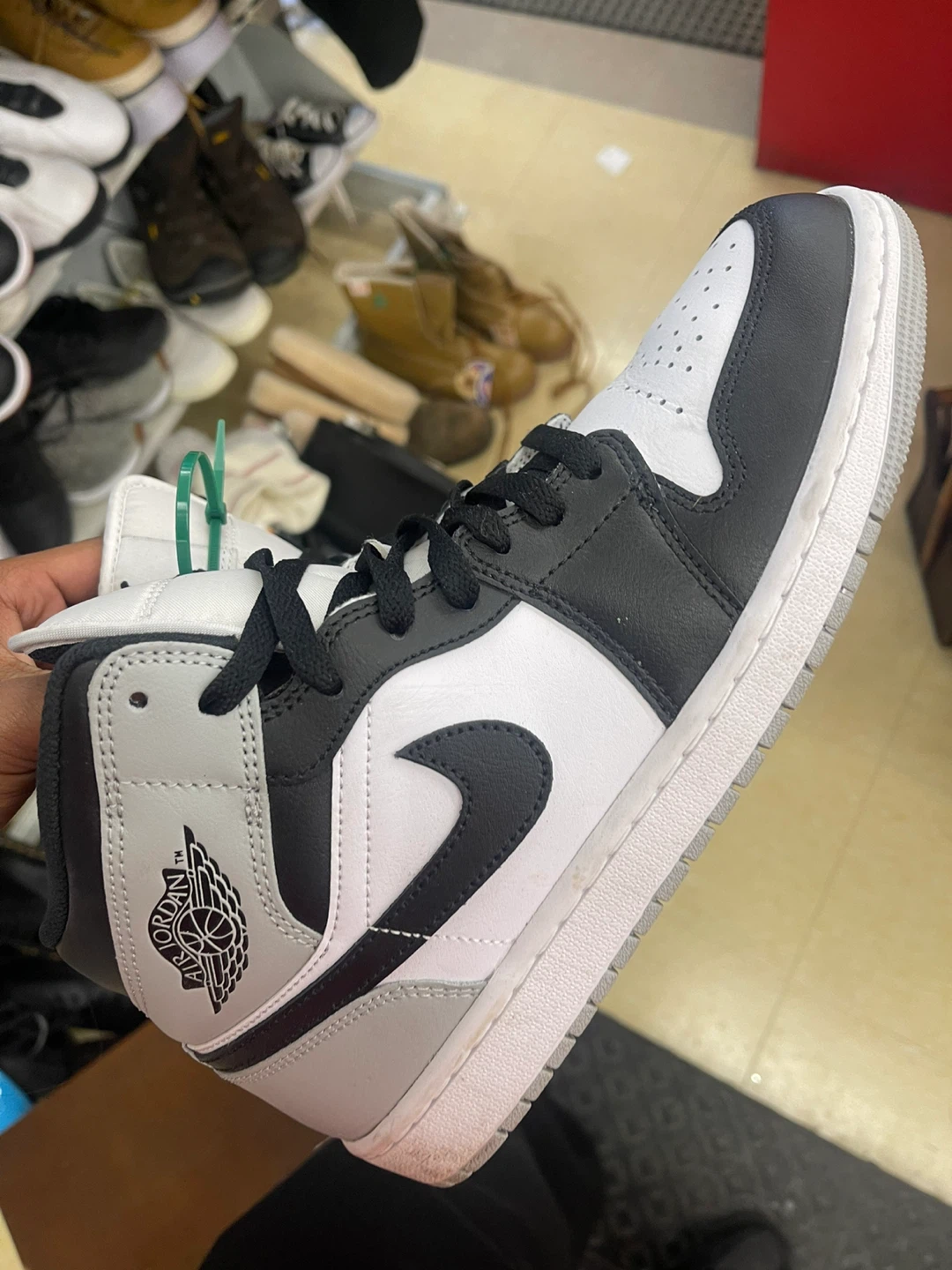 Nike Air Jordan 1 Mid Barons - photo 3